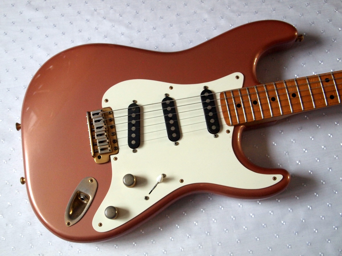 schecterstratcustom1986usa.jpg