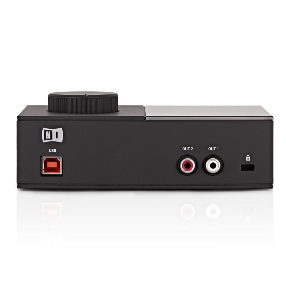 ni_komplete_audio_1_thedjshop_3.jpg