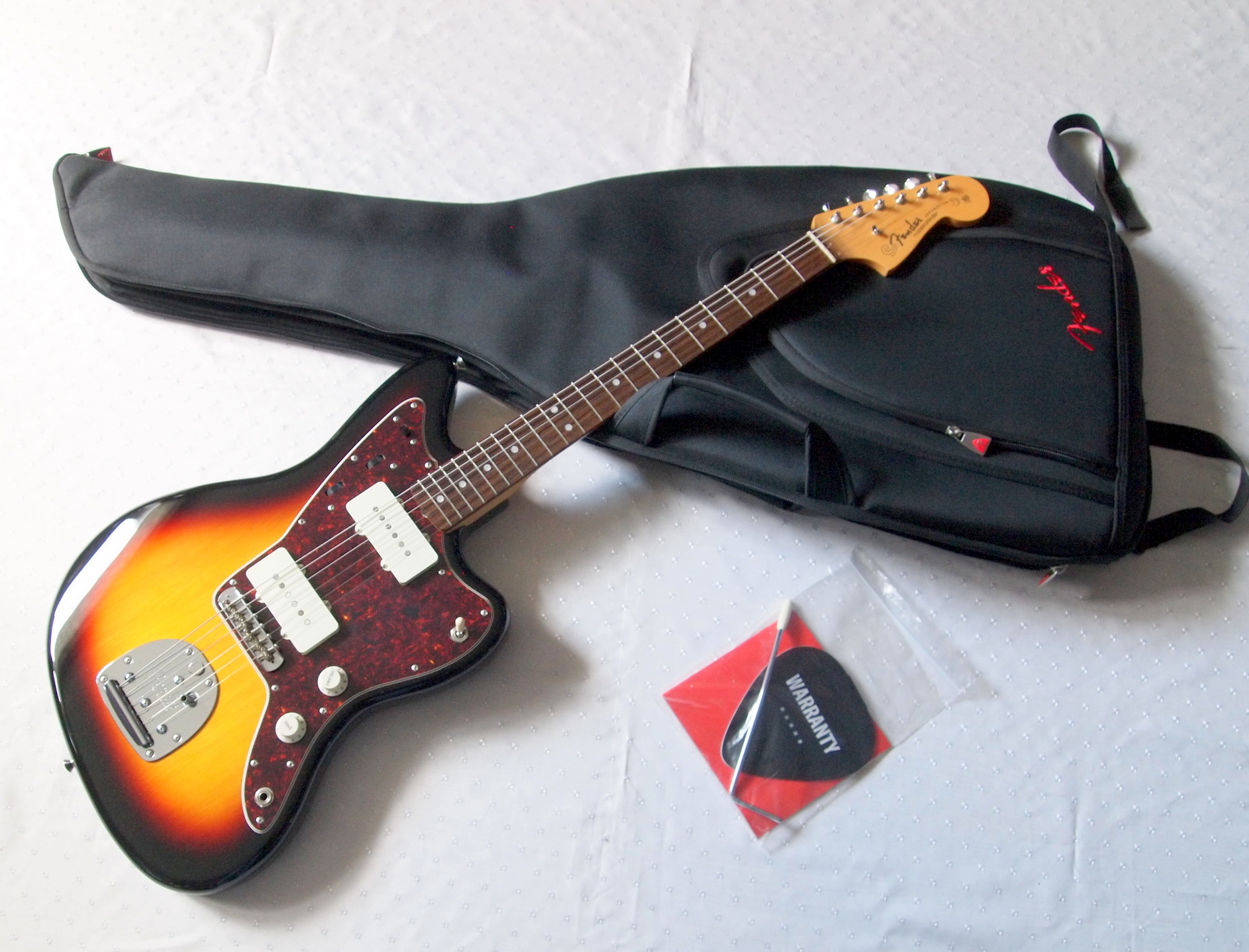 fenderjazzmastersnbjapan.jpg