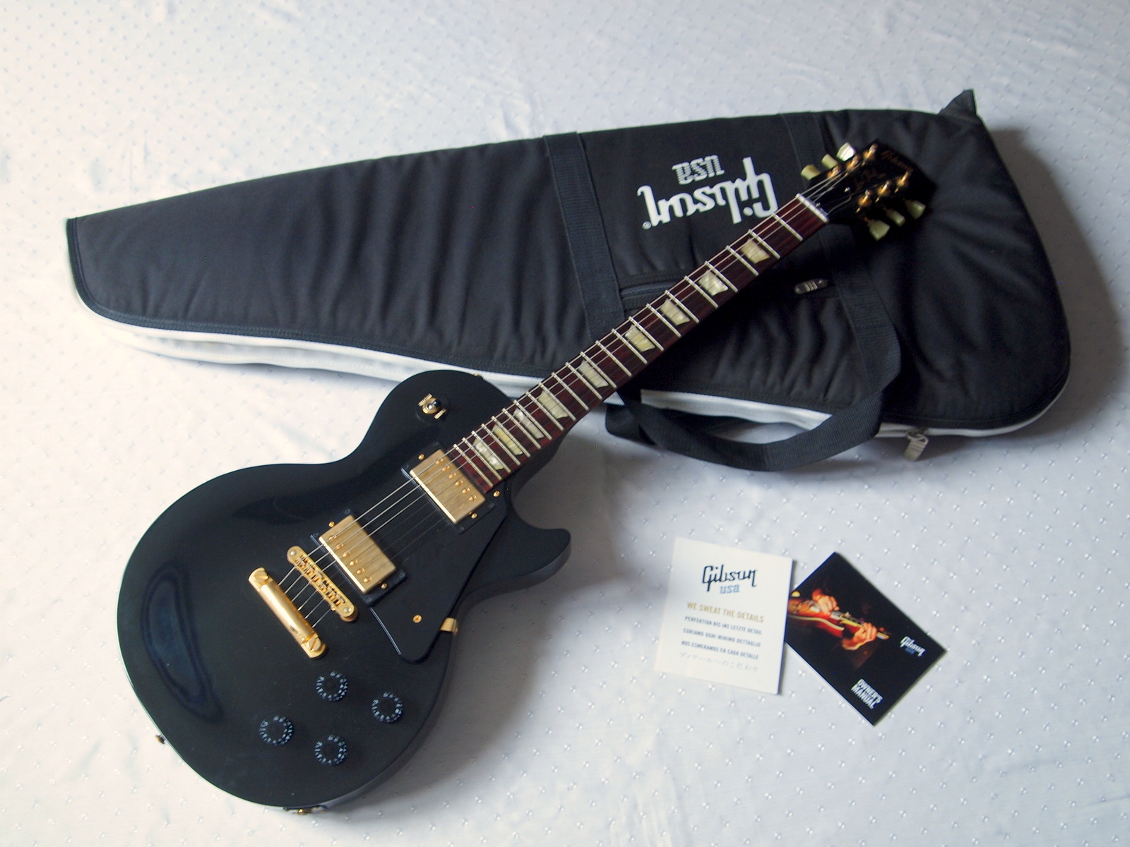 gibsonlpstudioblack.jpg