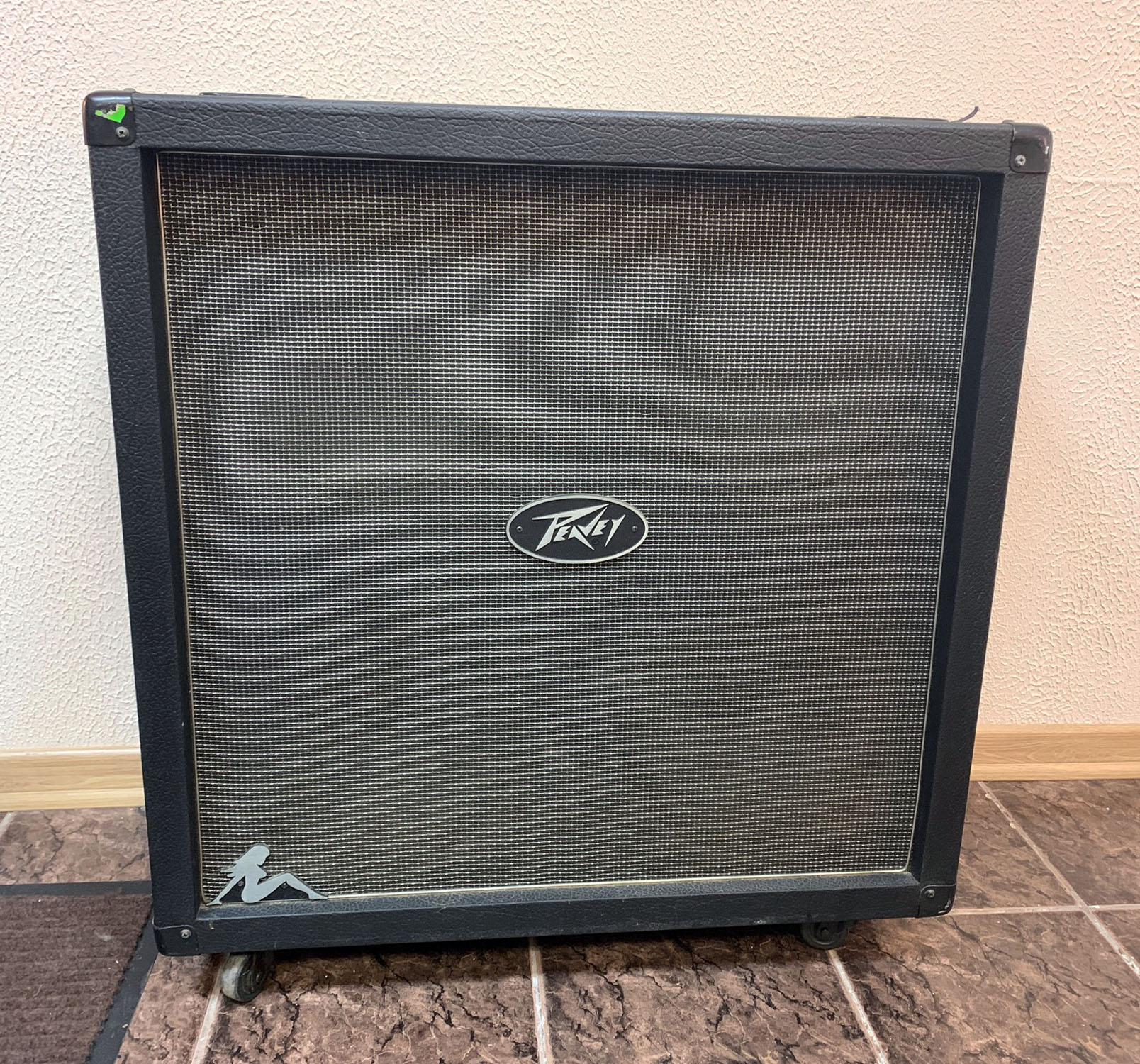 peavey_triple_xxx_412_front.jpg