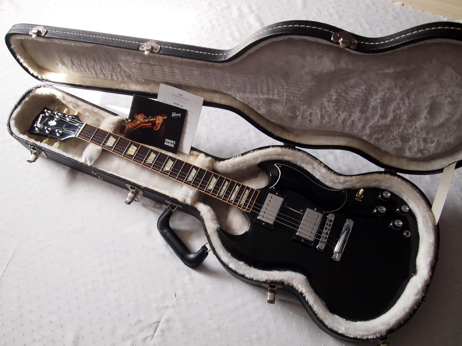 gibsonsg61reblack.jpg