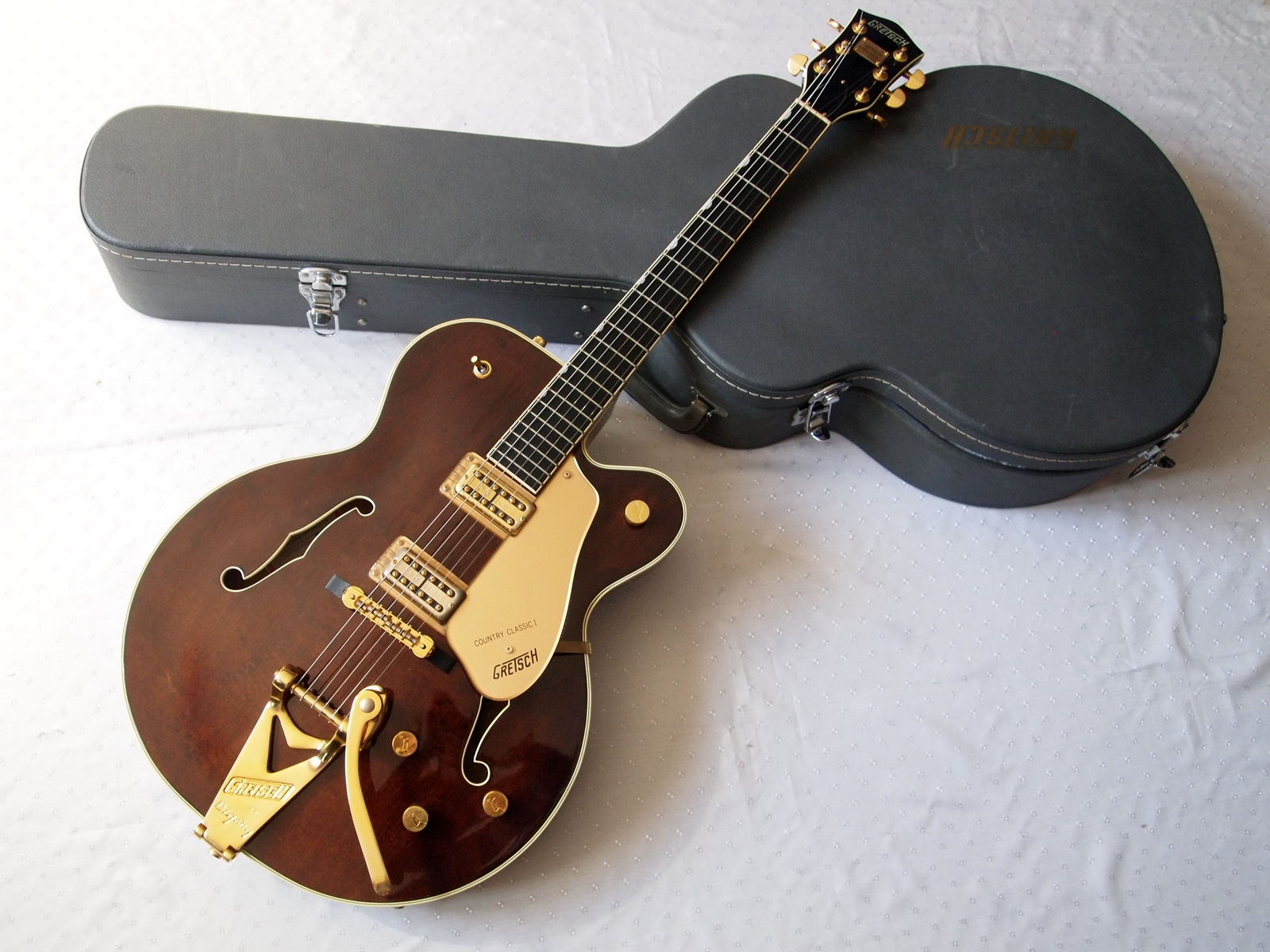 gretsch61221992countryclassic.jpg