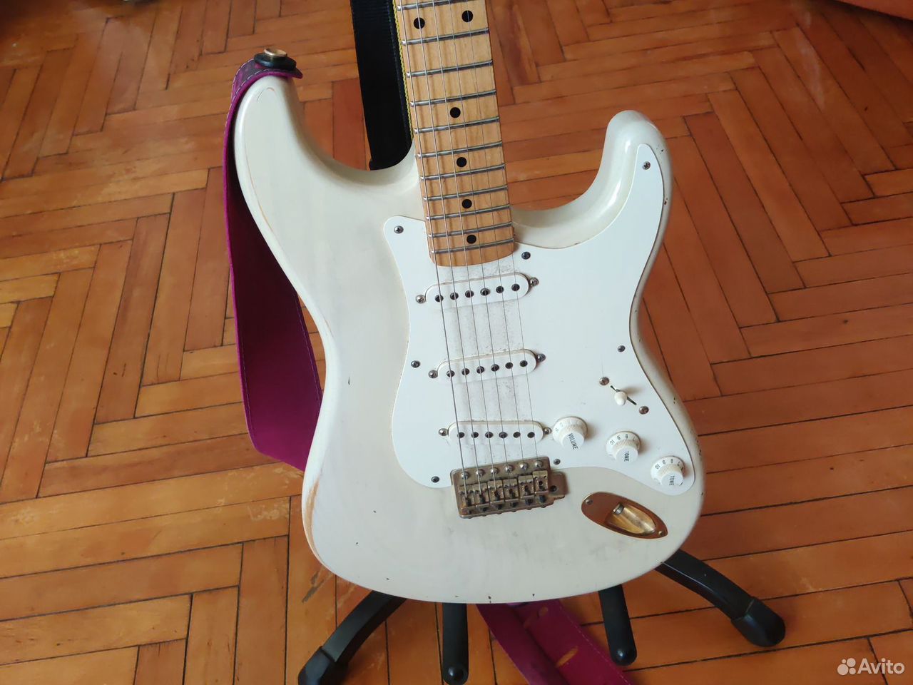 fender_stratocaster_custom_shop_relic_1956_2.jpg