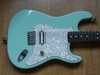 fender_tom_delonge_strat_2surfgreen_008.jpg