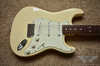 fender_american_strat_standart_96wht_007.jpg