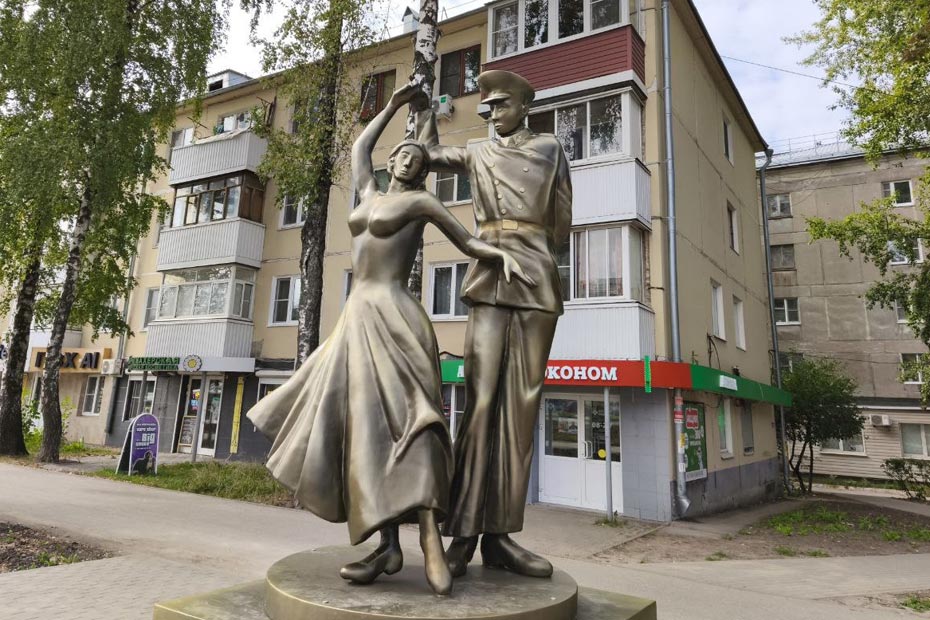 skulptura1.jpg