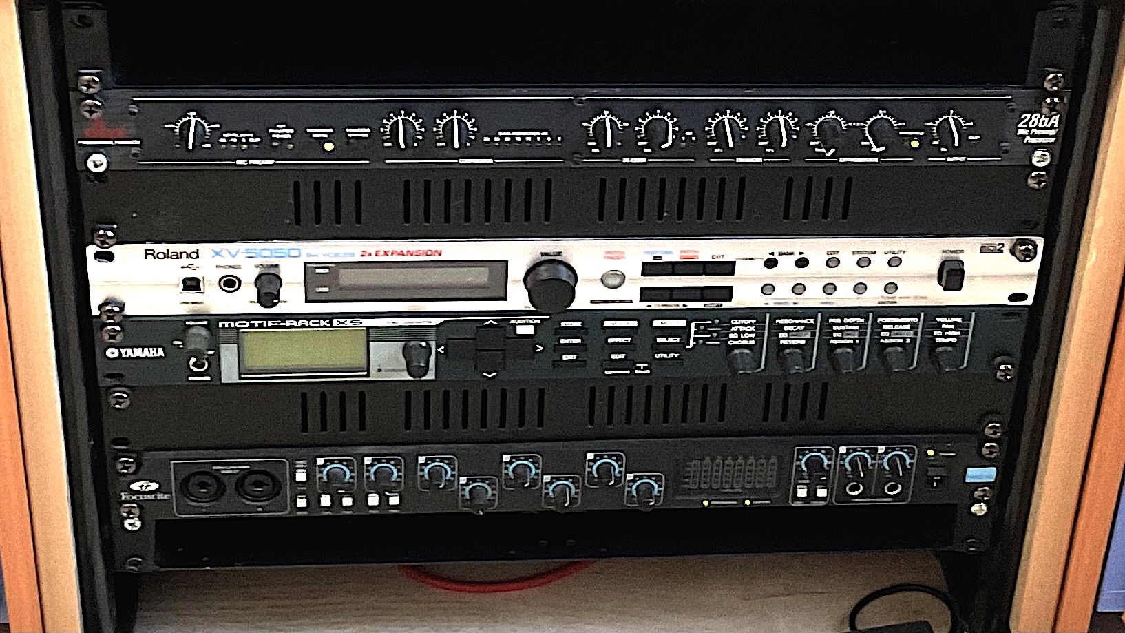 roland_xv5050.jpg