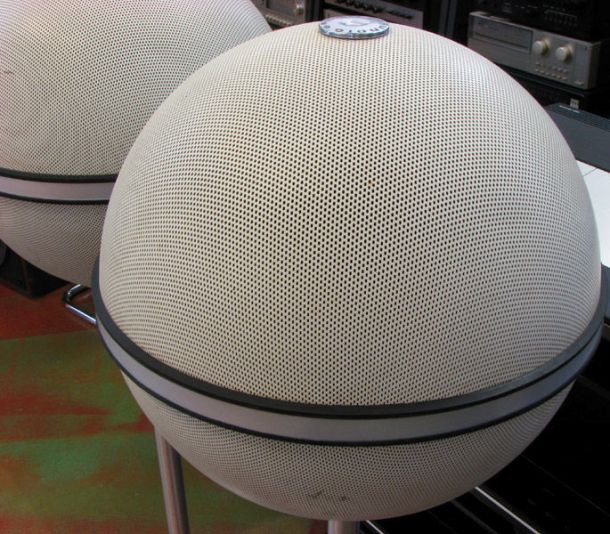 grundigaudiorama7000ldsoundru6.jpg
