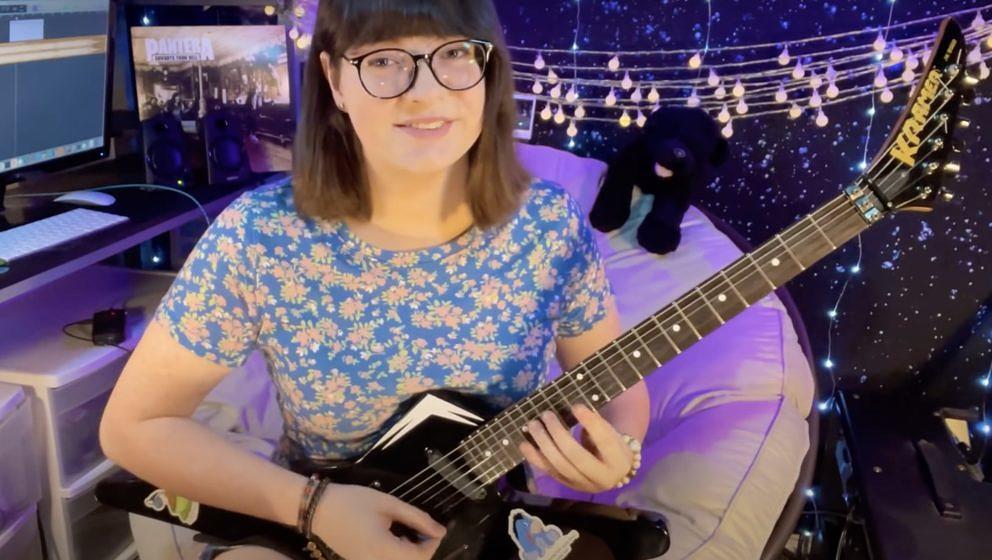 kaylakentyoutube992x560.jpg